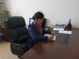 金年会金字招牌诚信至上-尤凤丽老师-工作照